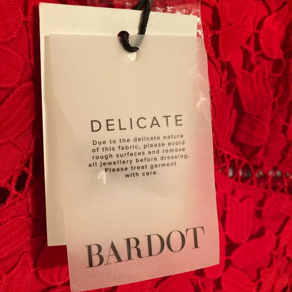 Bardot Red Roxy Lace Dress - Picture 6 of 7